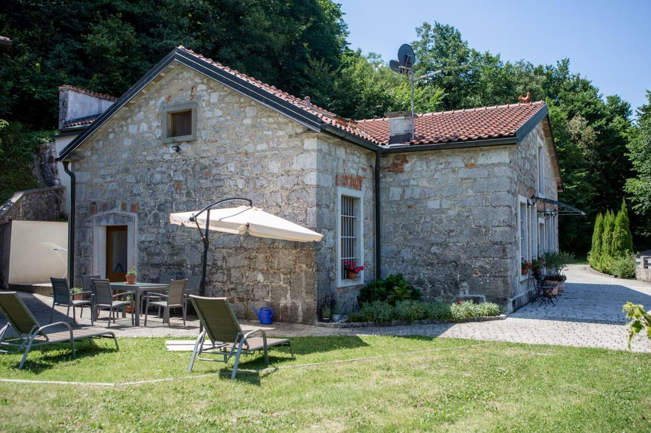 Villa Anton - The Old Dairy Hrusica  Extérieur photo